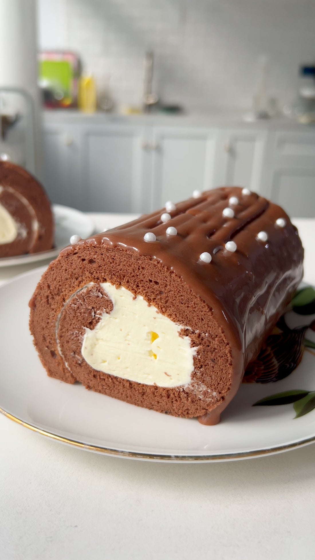 Chocolate Log Cake Roll